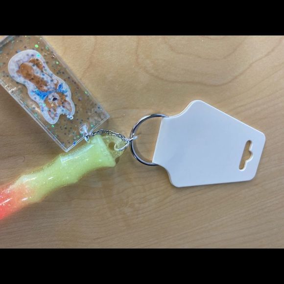 Glow in the dark self defense keychain - Picture 9 of 15